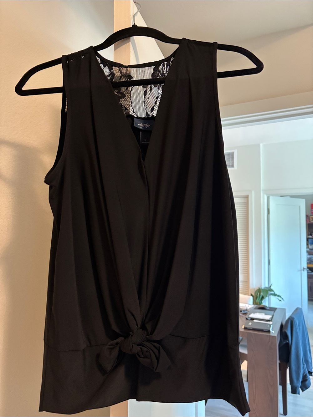 Sleeveless Black Knot-Front Top with Lace Back